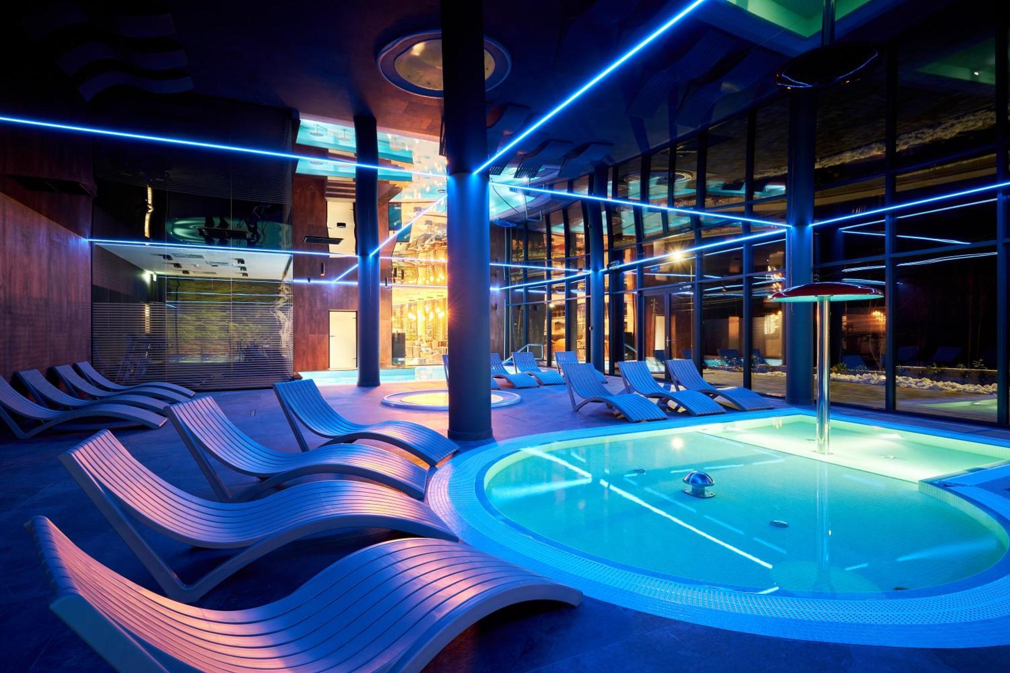 Zloty Horyzont Hotel & Resort שצ'קלארסקה פוראובה מראה חיצוני תמונה