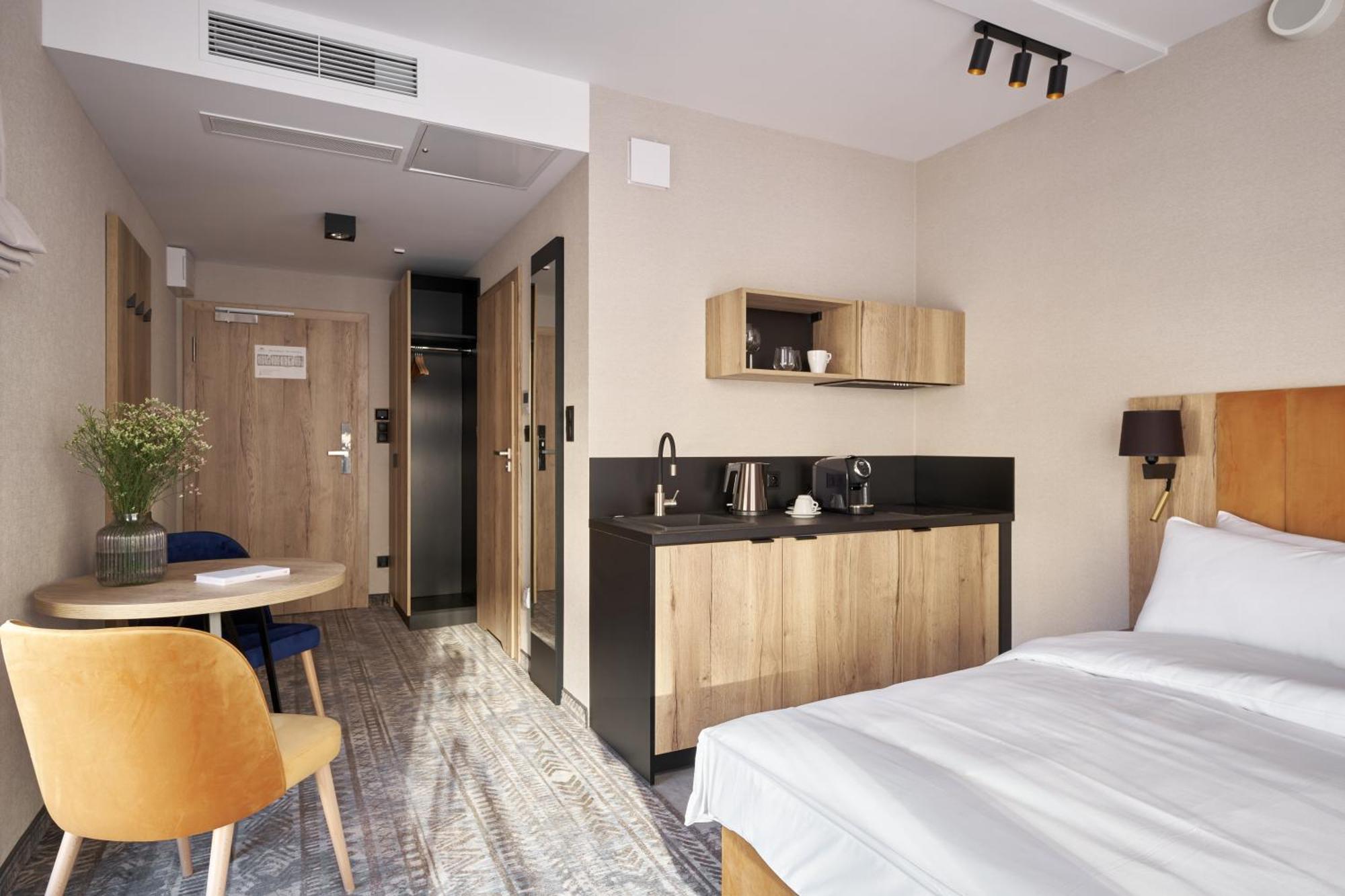 Zloty Horyzont Hotel & Resort שצ'קלארסקה פוראובה מראה חיצוני תמונה