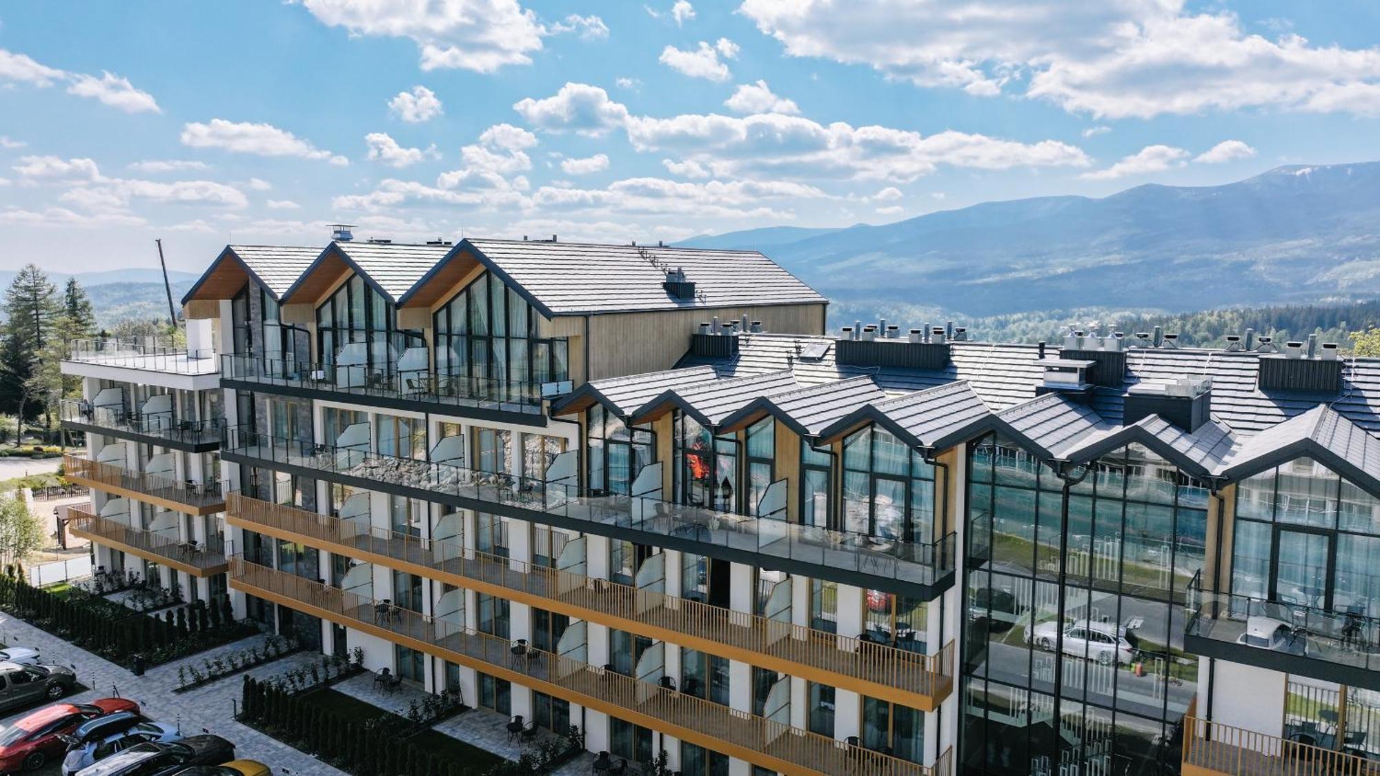Zloty Horyzont Hotel & Resort שצ'קלארסקה פוראובה מראה חיצוני תמונה